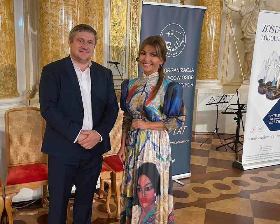 244715045_911333312835738_8437048583450056580_n