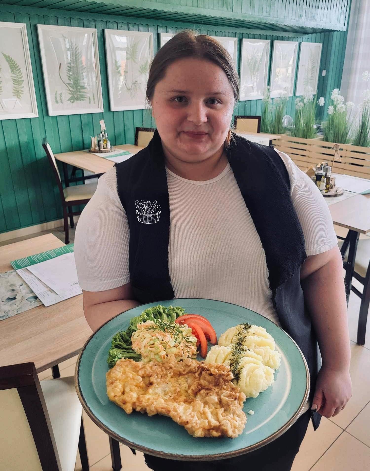 421961472_877495777717267_8289785303513855569_n